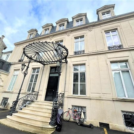 Aux Clefs Des Sacres - Dans Un Hotel Particulier Situe Rue Du Marc - Reims - Hyper Centre Forum Mairie Boulingrin Esterno foto