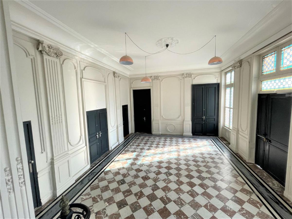 Aux Clefs Des Sacres - Dans Un Hotel Particulier Situe Rue Du Marc - Reims - Hyper Centre Forum Mairie Boulingrin Esterno foto