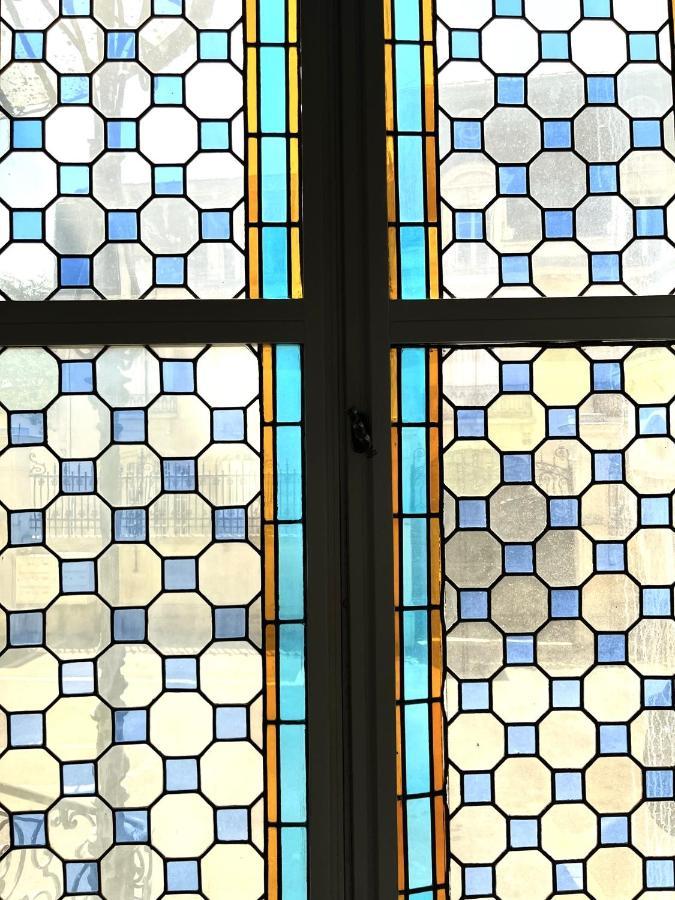 Aux Clefs Des Sacres - Dans Un Hotel Particulier Situe Rue Du Marc - Reims - Hyper Centre Forum Mairie Boulingrin Esterno foto